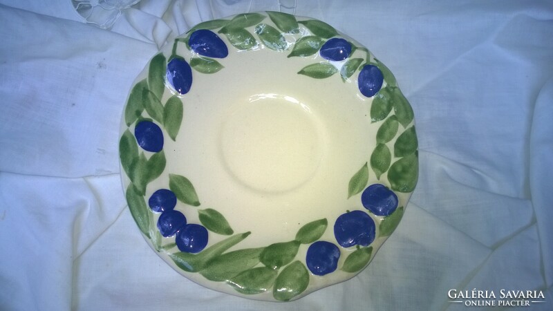 Plum mot. Cake plate mag. Ceramic diam. 18 Cm - new, perfect - there are 4 pieces, diam. 18 Cm