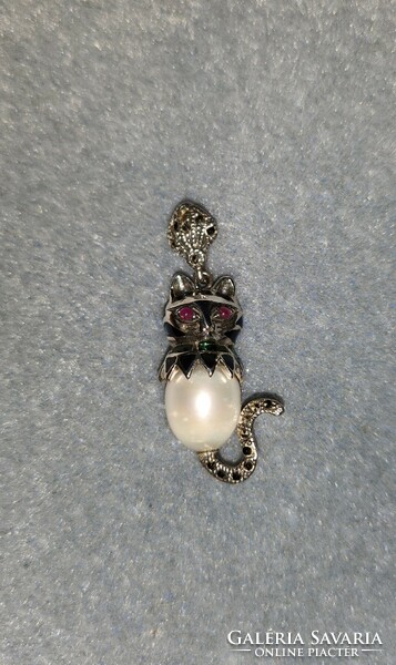 Cute cat silver pendant with ruby eyes, marcasite and fire enamel /925/ --new