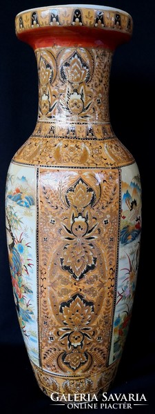 Dt/296. – Huge Chinese porcelain vase / floor vase with crane birds