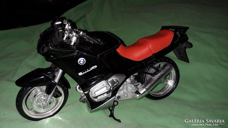 2001. Bmw r 1100 rs model engine metal-plastic engine model according to the pictures
