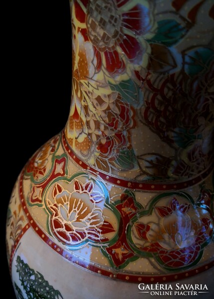 DT/297. – Dúsan aranyozott kínai porcelán váza / padlóváza