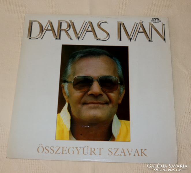 Iván Darvas - crumpled words disc