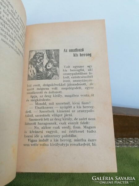 Ács Klára : Gyermekszobám tündérváram c. antik könyv