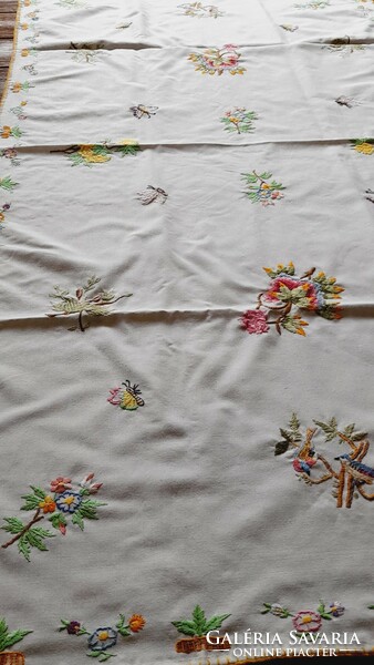 Herend pattern embroidered tablecloth, 148 x 75 cm