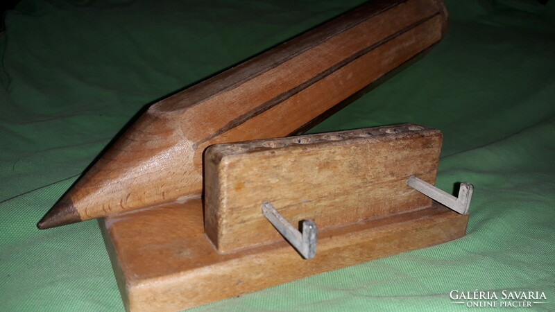 Antique craftsman table decoration giant wooden pencil holder 10 x 26 x 20 cm as shown in the pictures