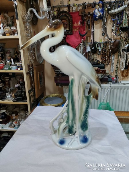 Nagyméretű román porcelán figura