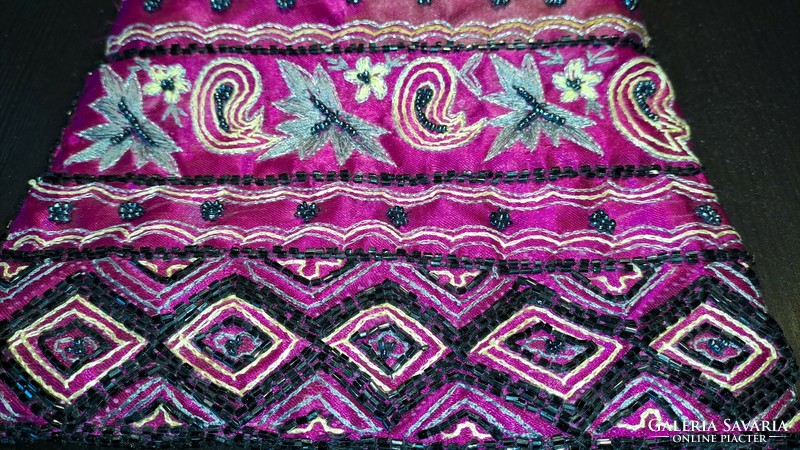 Bag decorated with beads