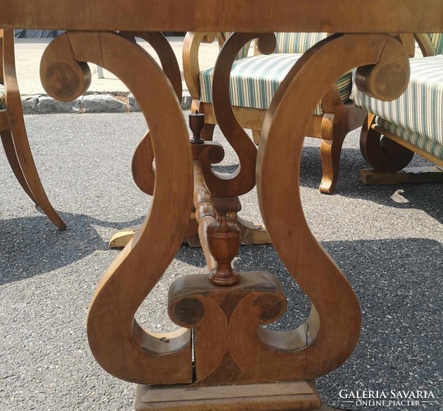 Antik Biedermeier fotel, asztal, szék.