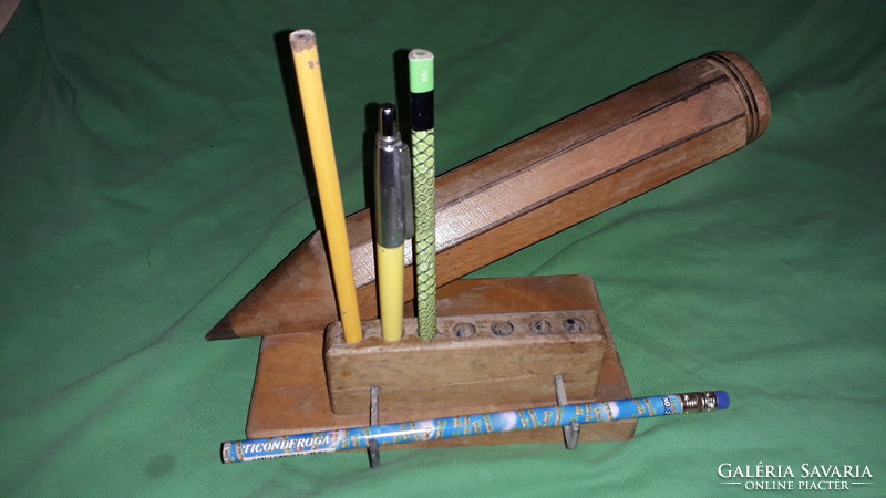 Antik Iparművész asztaldísz óriás ceruzafigurás fa írontartó 10  x 26 X 20 cm a képek szerint