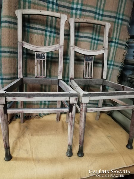 Antik székek, 2db