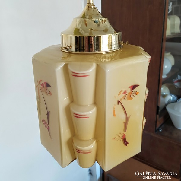 Art deco réz mennyezeti lámpa felújítva - spritzdekor mintás krémszínű "kocka" búra