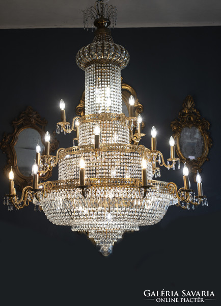 Giant ampoule-shaped crystal chandelier