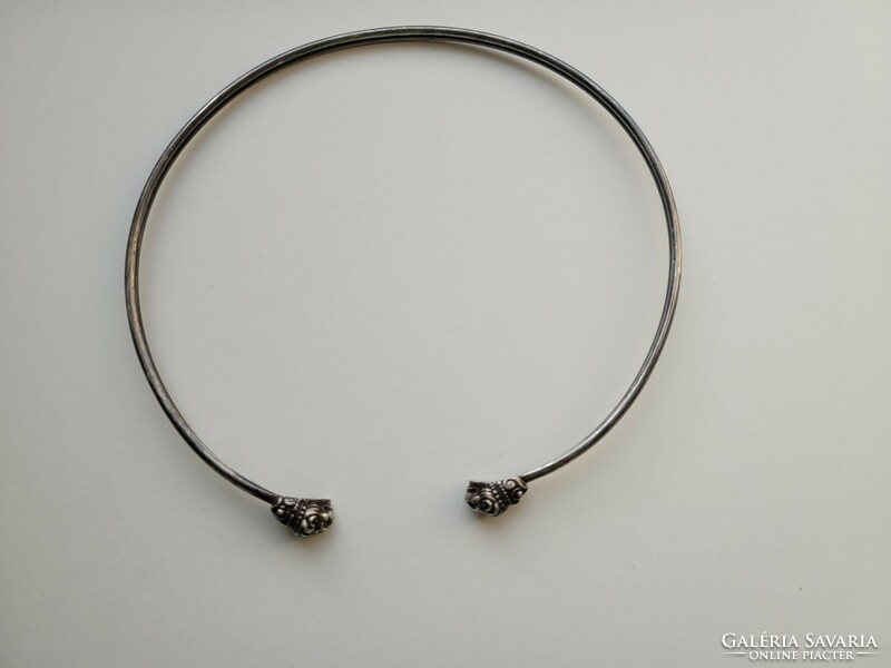 Rare lion head rigid necklace choker 