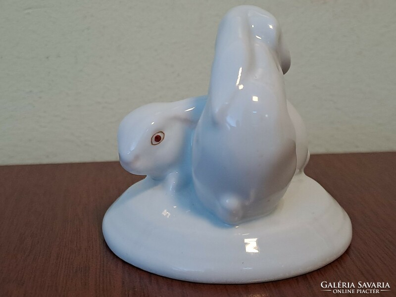 Flawless! Hand-painted Herend rabbits / bunny pair