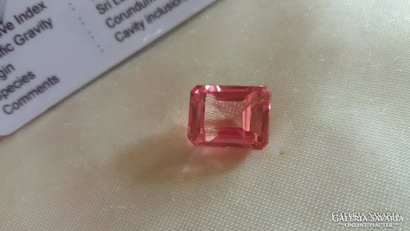 2.15 Ct padparadscha .With certificate