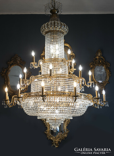 Giant ampoule-shaped crystal chandelier