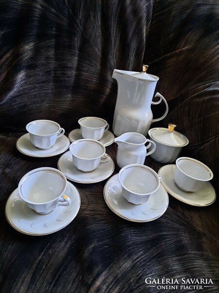 Raven house coffee set with gilded decor