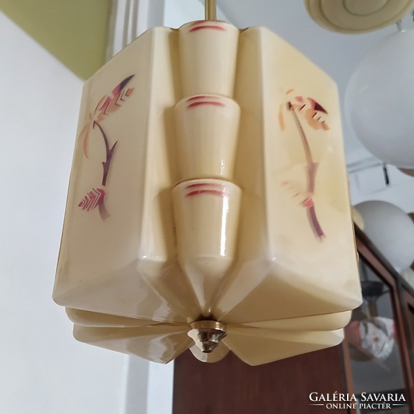 Art deco réz mennyezeti lámpa felújítva - spritzdekor mintás krémszínű "kocka" búra