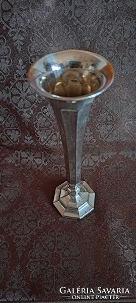 Ezüstözött kecses váza (M3897)