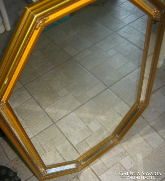 8 szögletű tükör