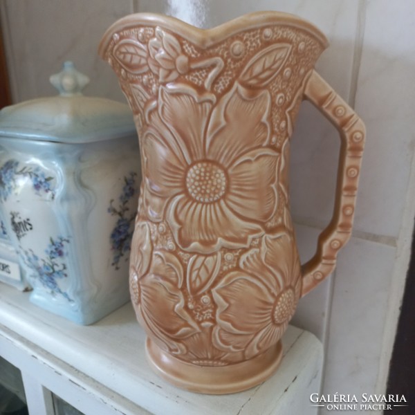 Old English - Kensington - earthenware jug