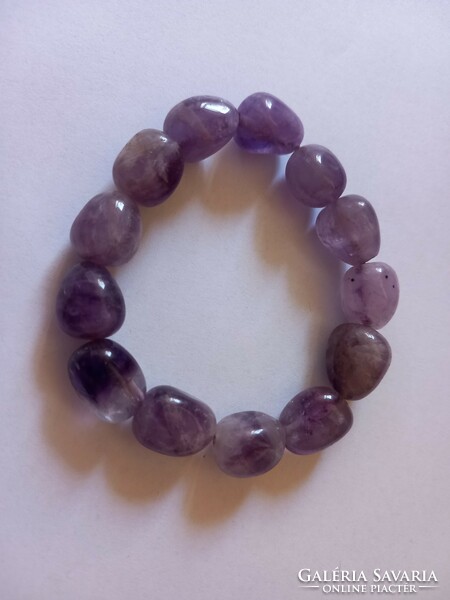 Large eye amethyst bracelet