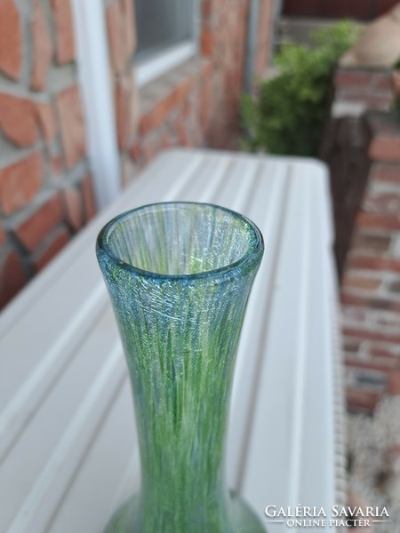 Zöld ritka formájú váza repesztett Gyönyörű  Fátyolüveg fátyol karcagi berekfürdői üveg