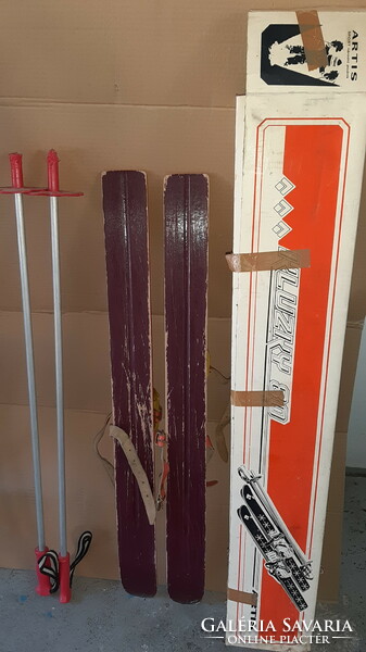 Retro children's skis artis brand - with small defects