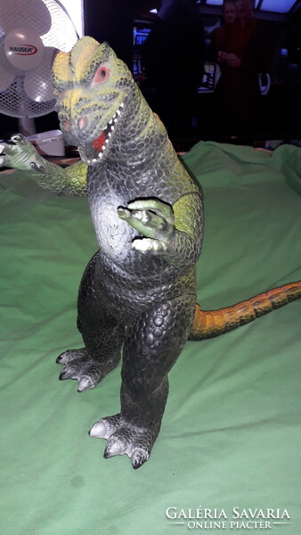 Retro plastic giant godzilla dinosaur toy figure 45 x 36 cm according to the pictures