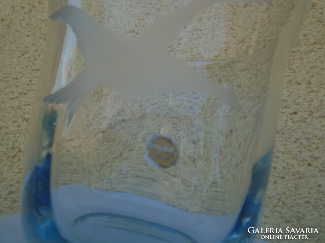 Kosta boda: light blue vase - kaspo (ann wahlstrom?) It is in display case condition