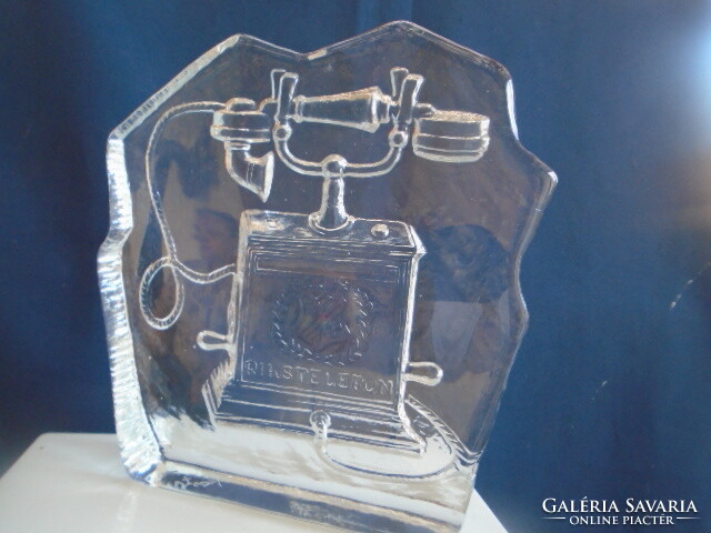 Kosta Boda svéd manufaktúra munkája, kristály üveg súlyos darabok díszüveg antik telefont ábrázol re