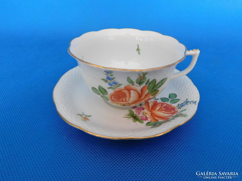 Herendi 1941 antique petit bouquet de rose giant tea cup + base