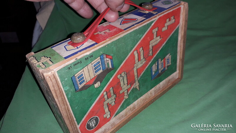 Old Berbis wooden toy with building block box 20 x 13 x 6 cm as shown in the pictures