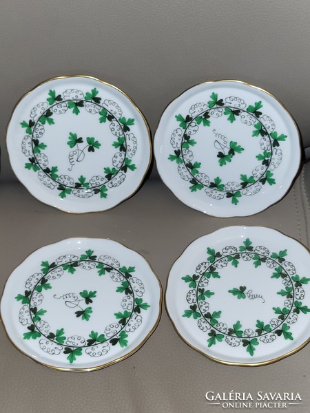 Herend 8 serving bowls with a green pattern