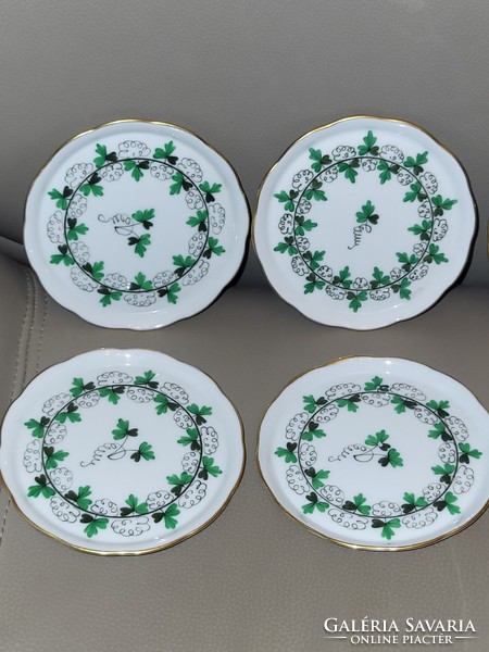 Herend 8 serving bowls with a green pattern