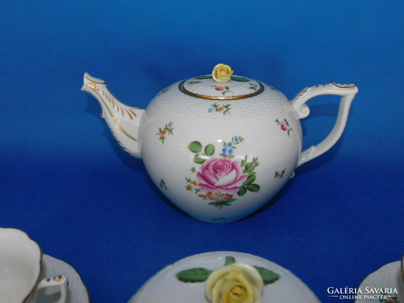 Herendi 1941 antique petit bouquet de rose! Patterned 2-piece giant tea set