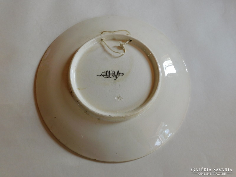 Sarreguemines antik tányér XIX. század  - jelenet Victor Roger vígoperájából