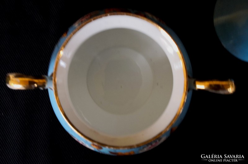 DT/288. Antik, jelzés nélküli, kézi festésű virágmintás porcelán teáskészlet 3 személyre