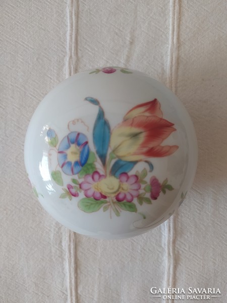 Herendi - bonbonnier, flawless, with beautiful hand-painted flower decor, 10 cm