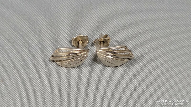 Silver women's earrings 1.4 g
