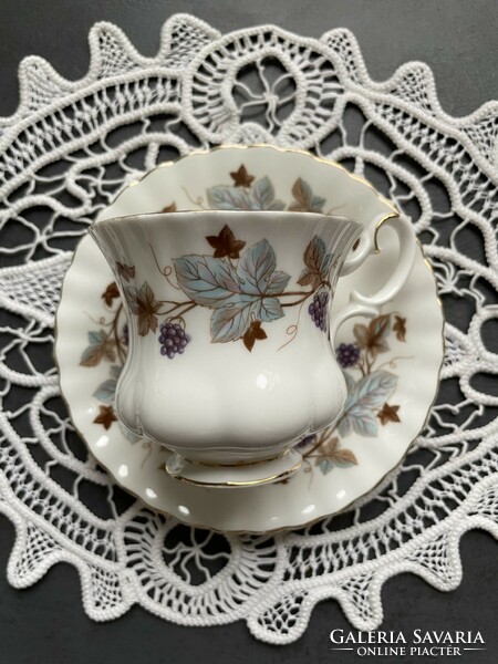 Wonderful royal albert lorraine english bone china cup set