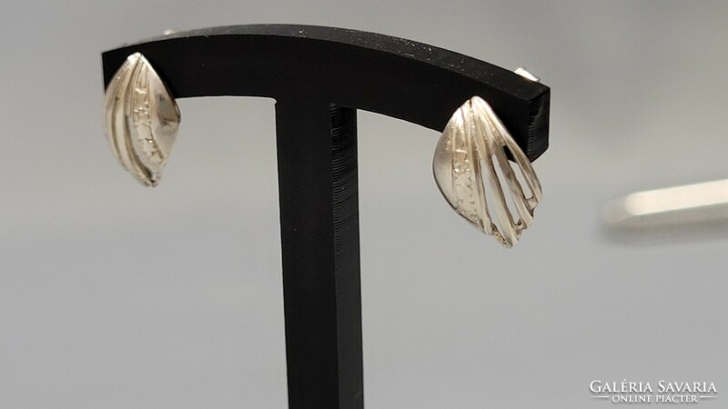 Silver women's earrings 1.4 g