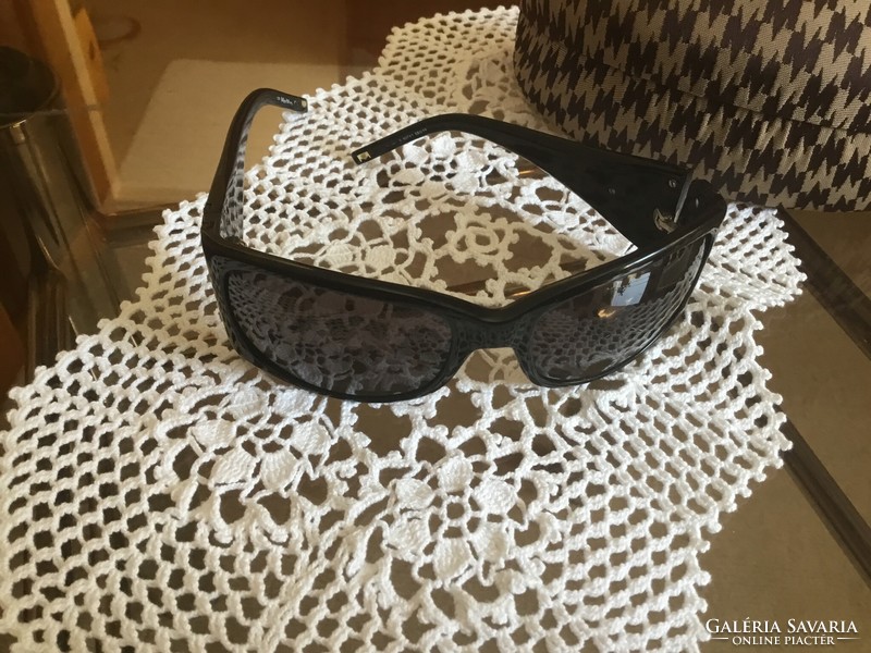 Women's sunglasses max mara
