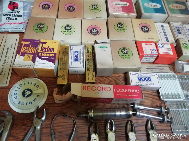 Antik és régi orvosi eszközök nagyon sok minden