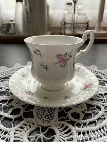 Csodás Royal Albert Spring Bloom angol csontporcelán teás csésze szettek