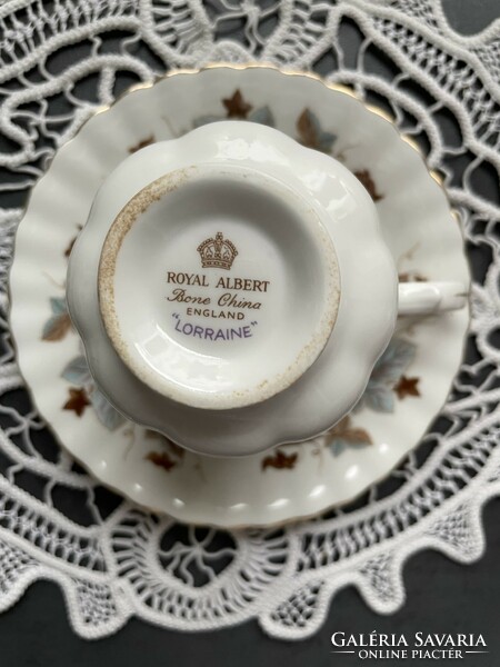 Csodás Royal Albert Lorraine angol csontporcelán csésze szett