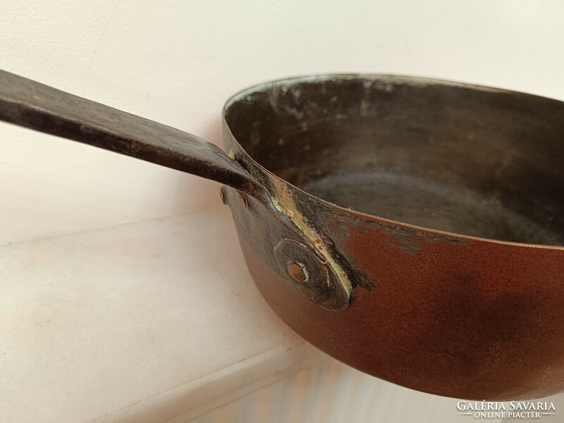 Antique tinned kitchen utensil red copper pan with large handle and leg with iron ear 968 7630