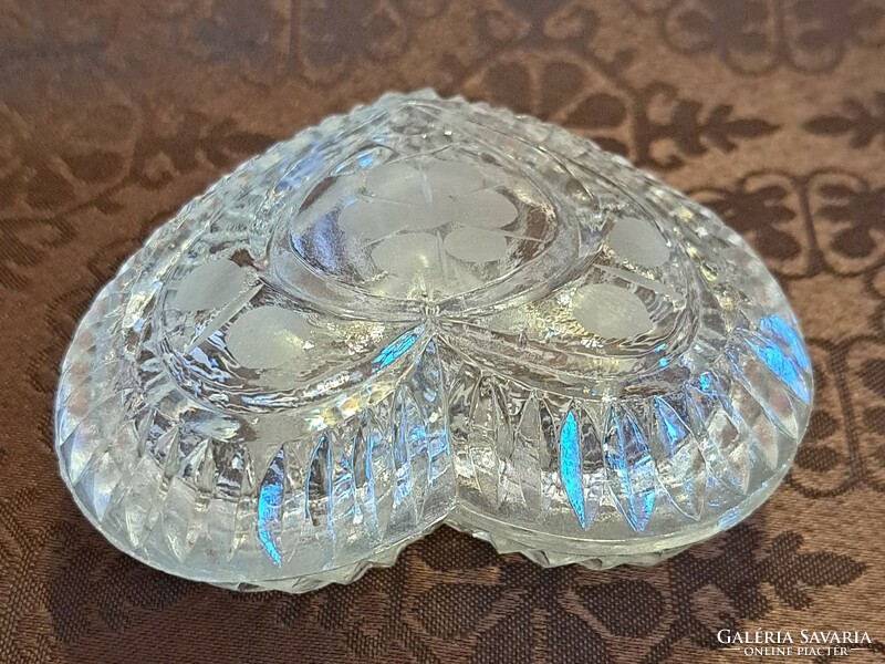 Heart-shaped glass cup, box (m3904)
