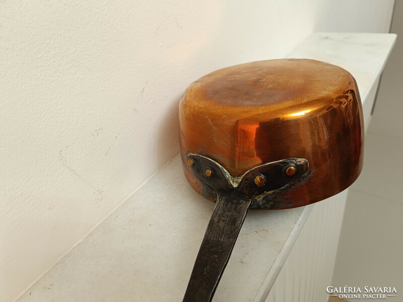 Antique tinned kitchen tool red copper pan with large handle and iron leg with dent 974 7636