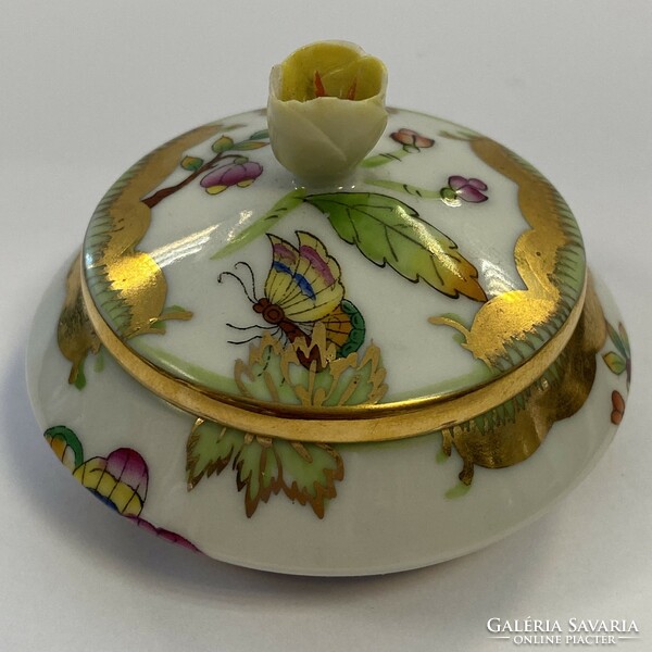 Antique porcelain bonbonier with Victoria pattern from Herend